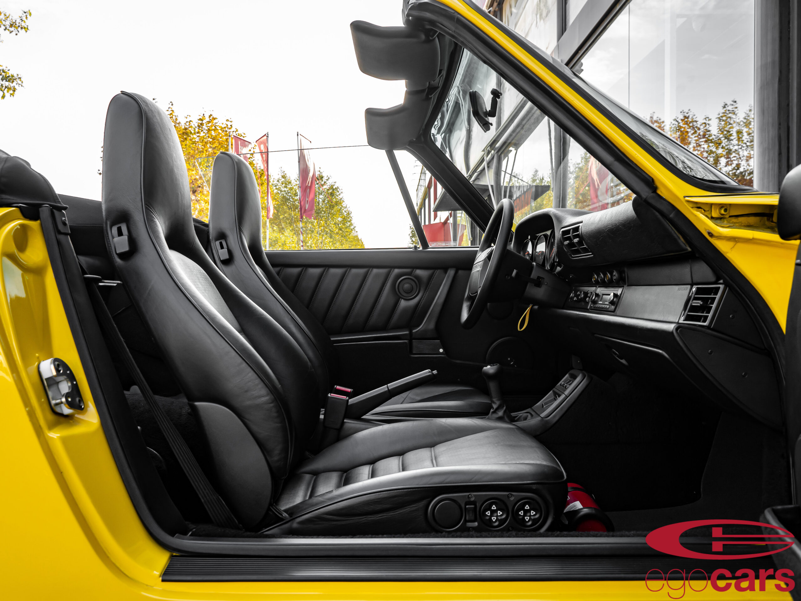 964-CARRERA-2-PTS-FERRARI-GELB-EGOCARS_14-scaled.jpg?1742578646722