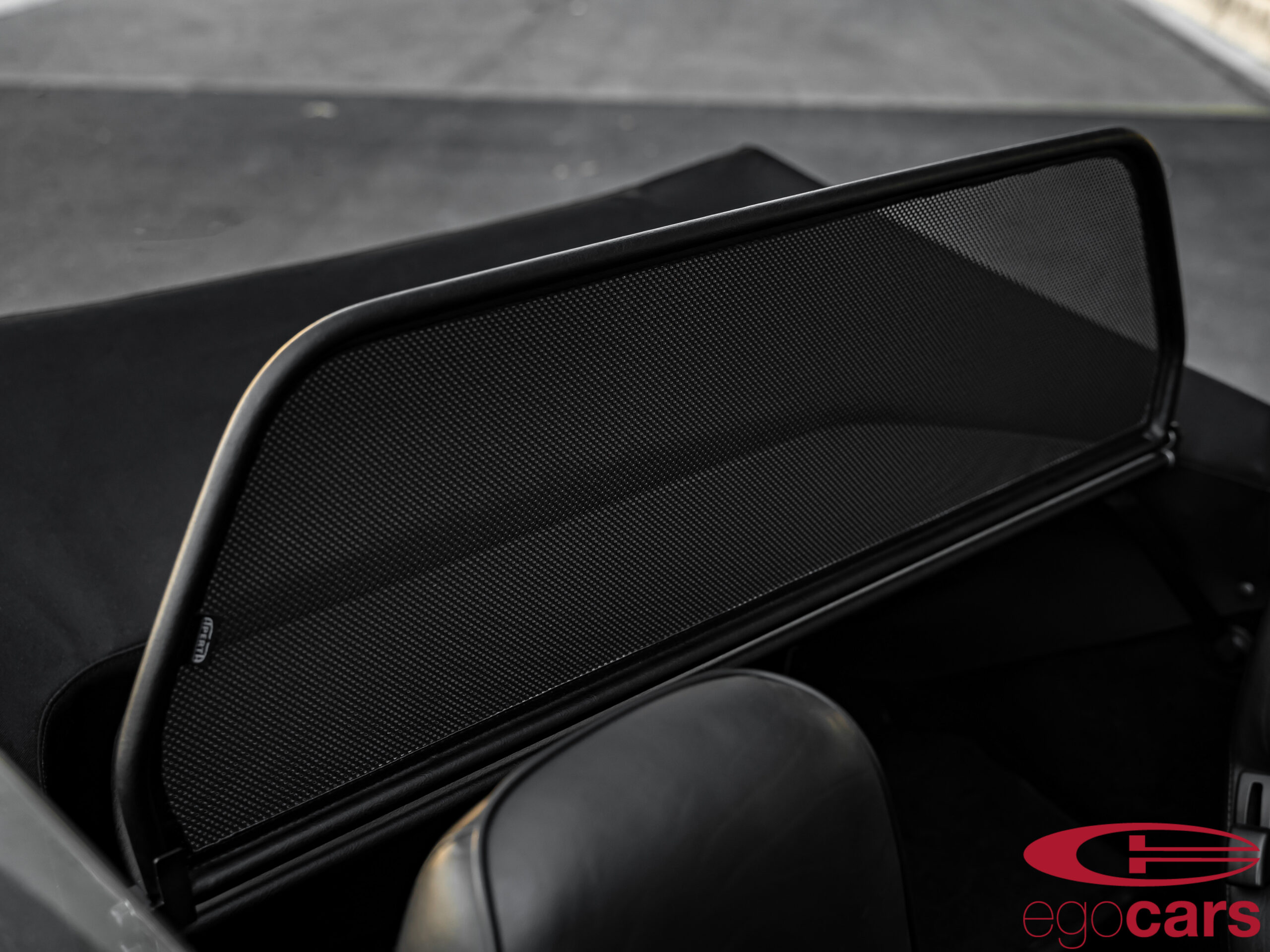 964-CARRERA-2-PTS-FERRARI-GELB-EGOCARS_29-scaled.jpg?1742579806994