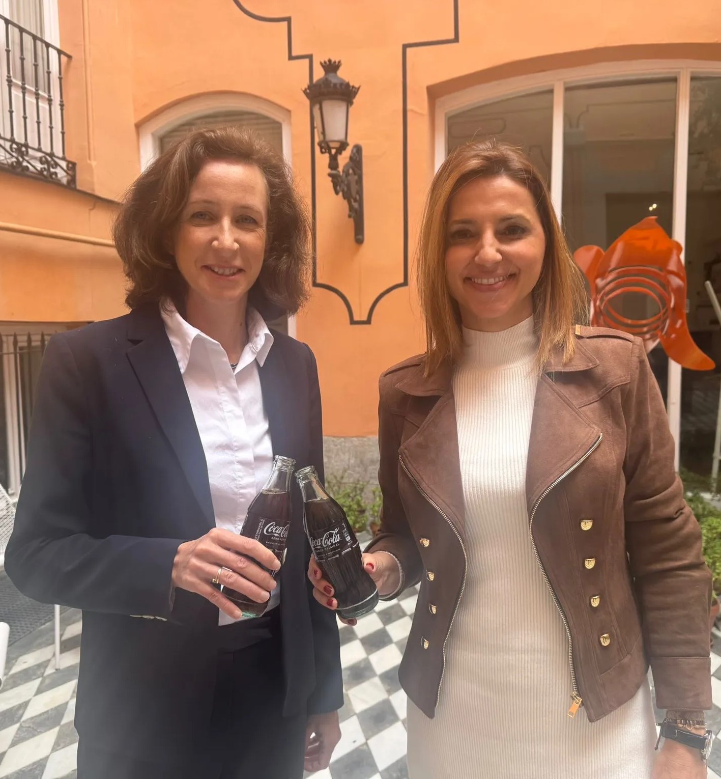 Elodie Perthuisot, Directora Ejecutiva de Carrefour España y Ana Callol,  Directora General de Coca-Cola Europacific Partners Iberia
