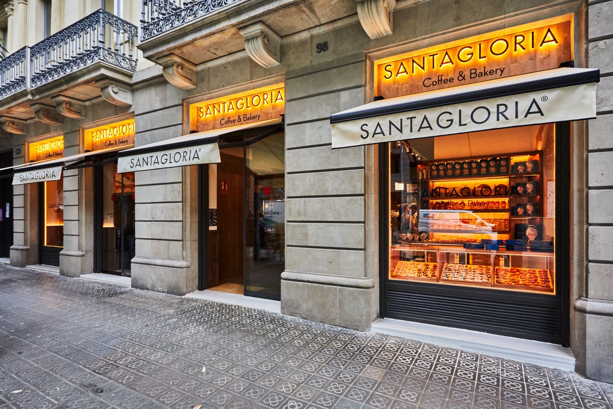 nueva apertura de Santagloria