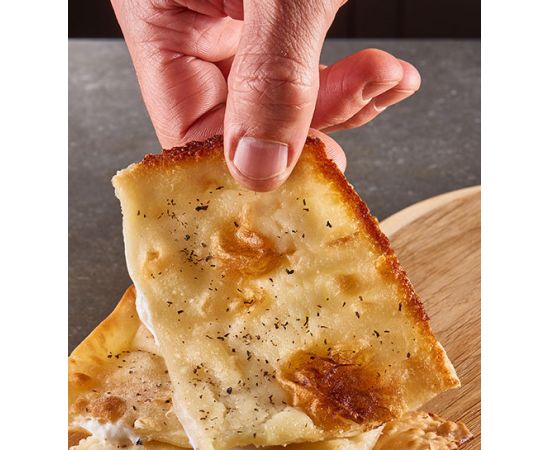 Focaccia  de queso y trufa al mayor